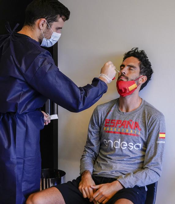 Medidas de seguridad anti Covid-19 en las 'ventanas' de la FIBA