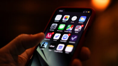 Los iPhones ahora pueden reconocer y etiquetar botones y funciones de interfaz de usuario automáticamente para usuarios ciegos