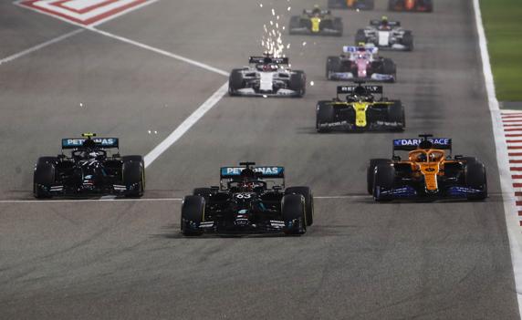 George Russell realizó una enorme salida para liderar el GP de Sakhir de F1 2020