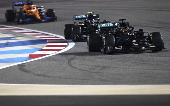 Russell realizó una gran salida, superando a Bottas en el arranque del GP de Sakhir de F1 2020