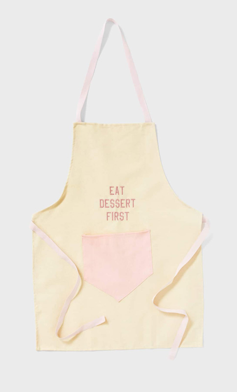 Delantal de Stadivarius / Cortesía