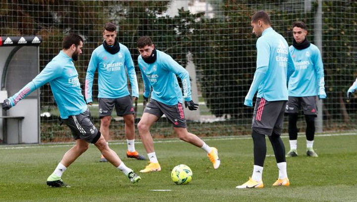 El Real Madrid ya prepara el derbi tras la victoria en la Champions