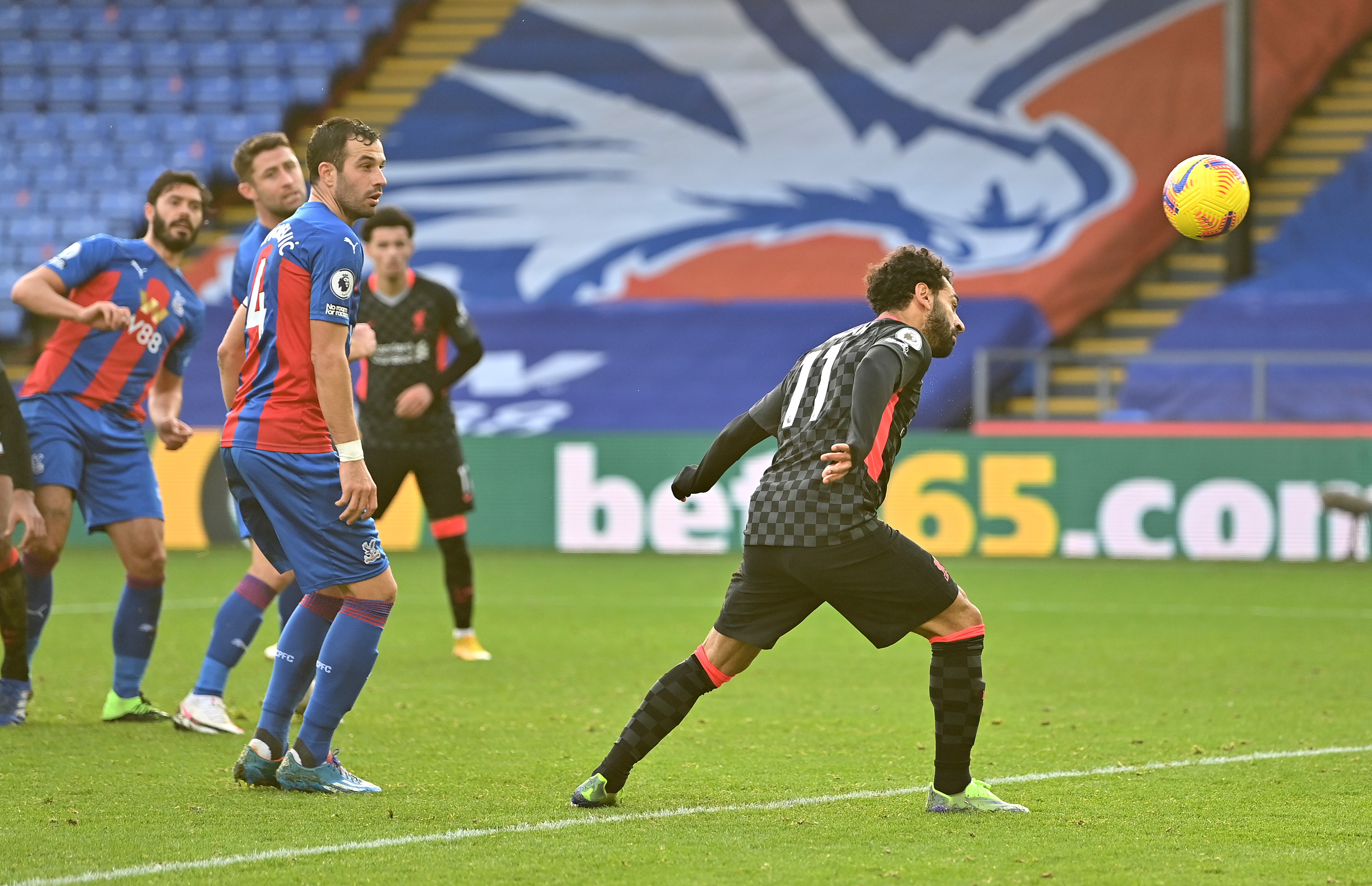 Así marcó Salah el sexto gol del Liverpool (Photo by Justin Setterfield/Getty Images)
