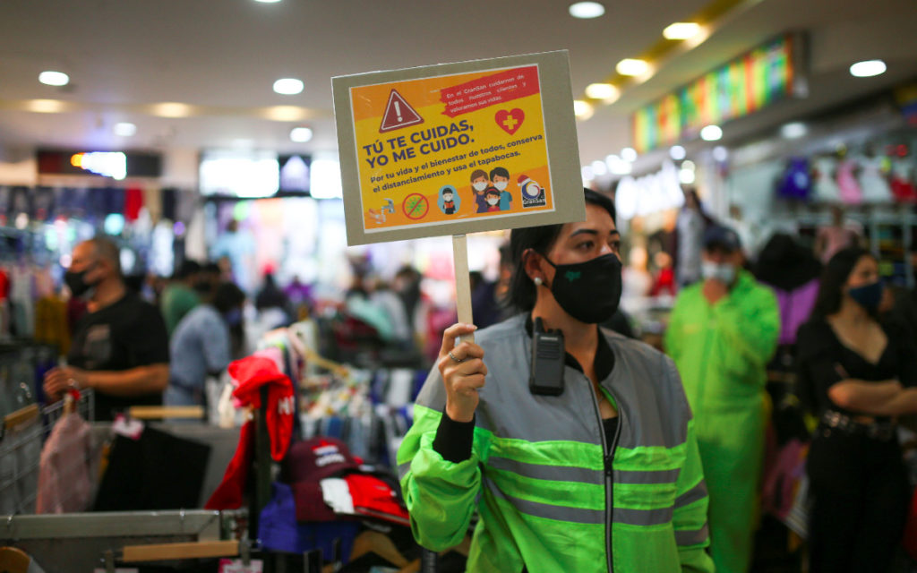 Colombia asegura 40 millones de vacunas anti-Covid tras acuerdo con farmacéuticas