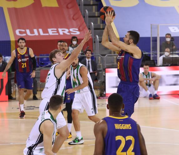 Lanzamiento de Oriola. FOTO: PEP MORATA