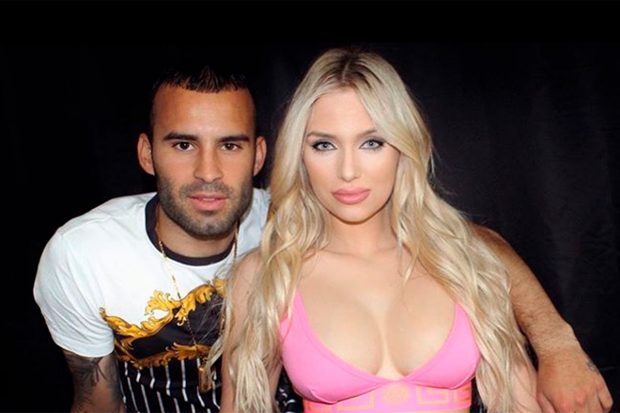 Jesé Rodríguez, Janira Barm