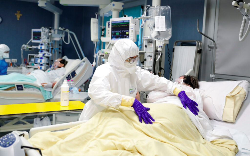 EU supera los 18 millones de casos de Covid en medio de temores por variante del virus