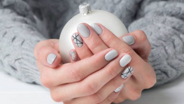 Uñas Navideñas 2020: Ideas fáciles que puedes hacer a última hora