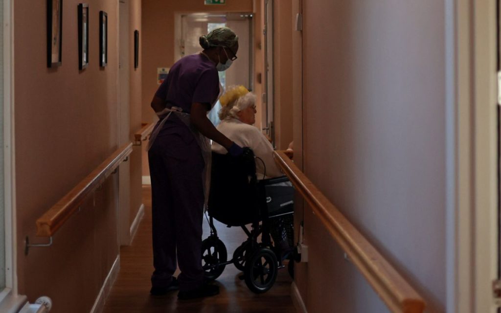 Reino Unido reporta récord de casos diarios de coronavirus que causa ‘preocupación extrema’