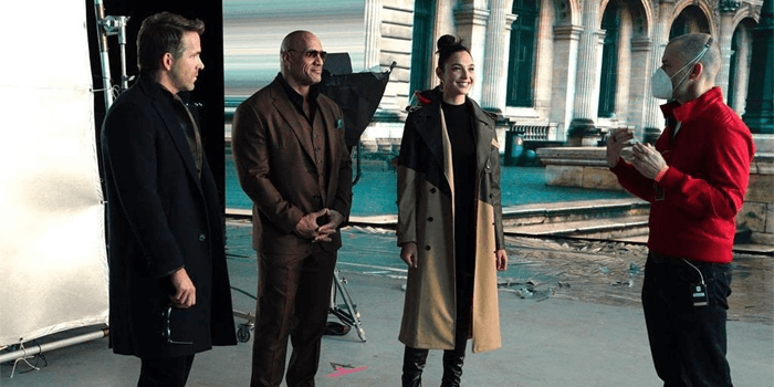 Red-Notice-netflix-acción-comedia-reparto-johnson-gadot-reynolds Red Notice - reparto de comedia de acción de netflix johnson gadot reynolds