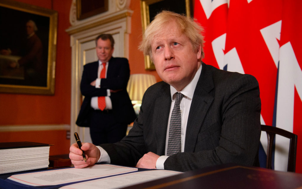 Con amplia mayoría, Cámara de los Comunes británica aprueba acuerdo con la UE