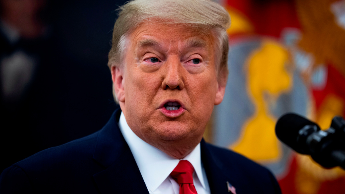 Trump indulta a condenados por la trama rusa y excongresistas convictos por corrupción