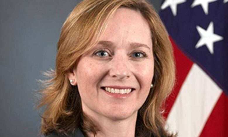 Biden nombra a Kathleen Hicks como ‘número dos’ del Pentágono, la primera mujer de la historia en ocupar el cargo