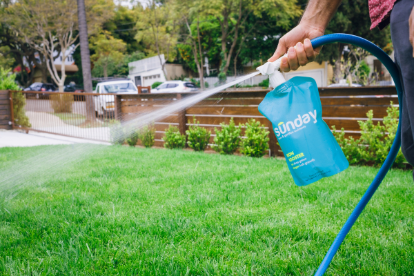 Lawn Start Sunday recauda millones para ayudarte con tu patio trasero