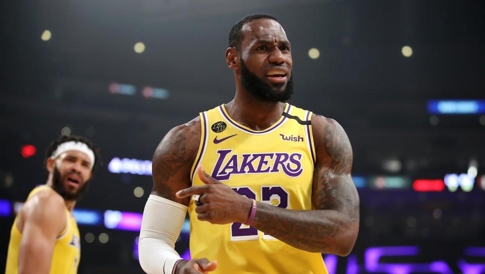 Los Lakers firman un contrato de 100 millones de dólares con el nuevo  patrocinador de su camiseta