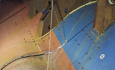 operación de salvamento del buque de carga golden ray