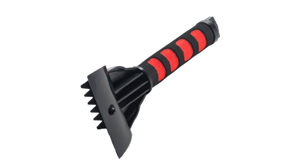 Equipa tu coche para la nieve y el hielo con este ‘kit’ básico