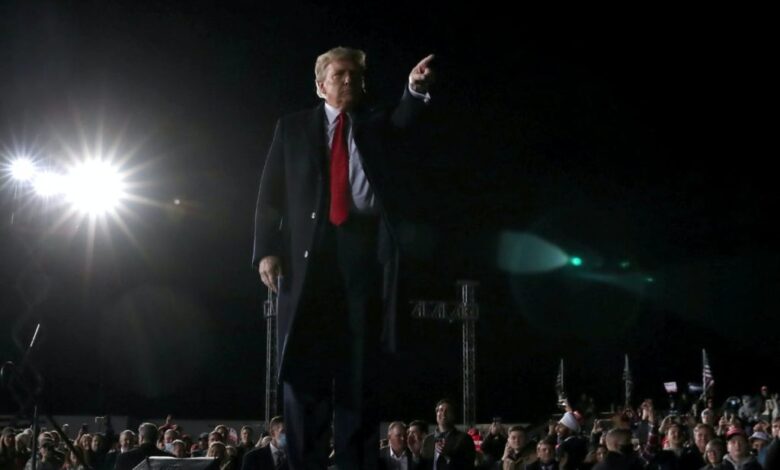 Trump habló con asesores sobre perdonarse a sí mismo: New York Times