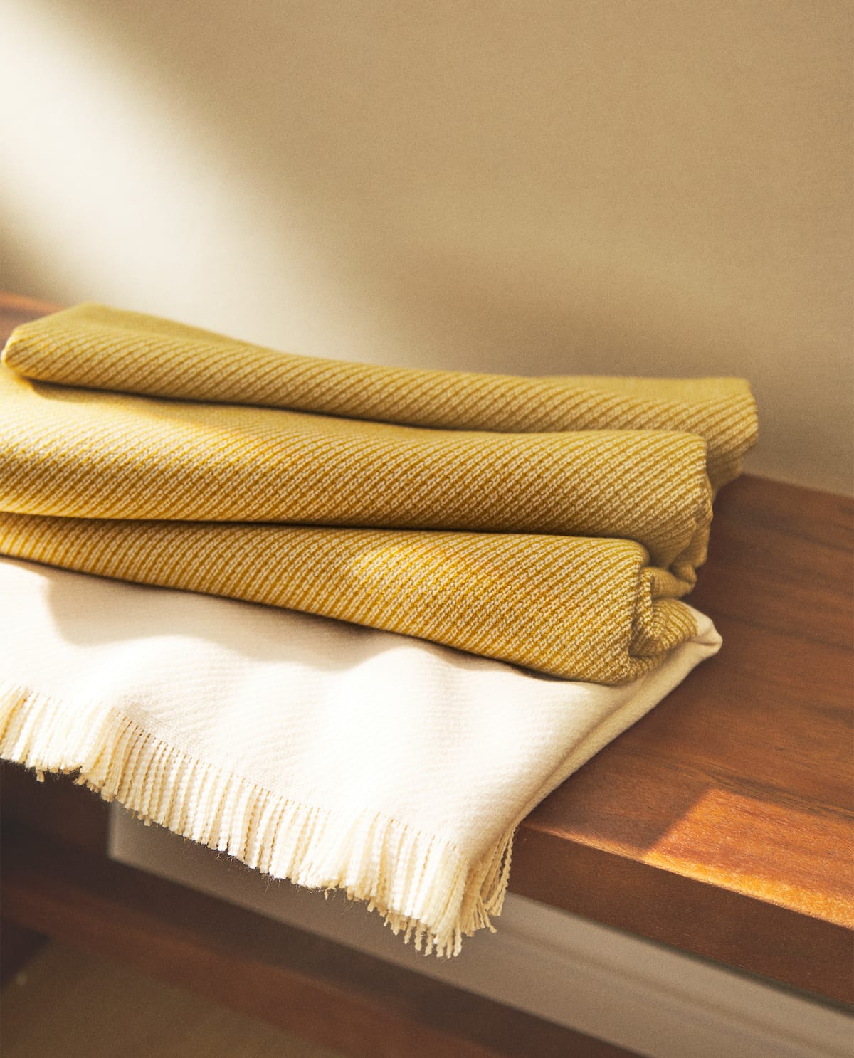 Zara Home: Las mejores mantas para el sofá de las rebajas 2021