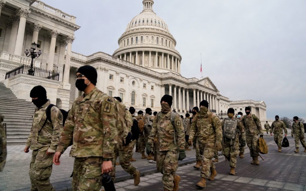 Tras asalto a capitolio, Guardia Nacional desplegará 15 mil elementos en toma de posesión de Biden