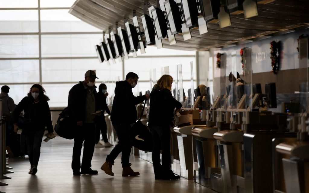 EU exigirá pruebas negativas para coronavirus a pasajeros internacionales