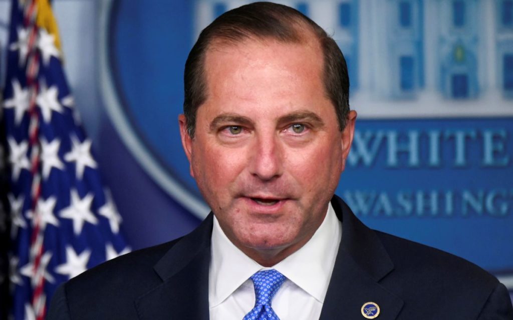 Secretario de Salud de EU renuncia; critica ataque al Capitolio