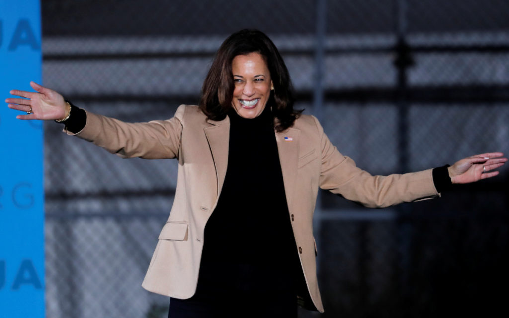 Kamala Harris rompe esquemas y supera barreras para alcanzar el poder
