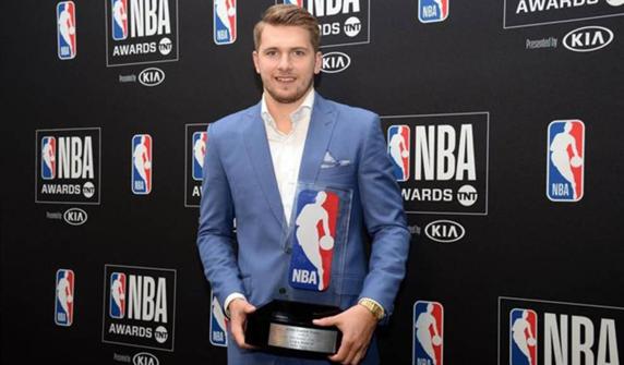 Doncic fue el segundo europeo ser escogido 'Rookie del Año' en la NBA tras Pau Gasol