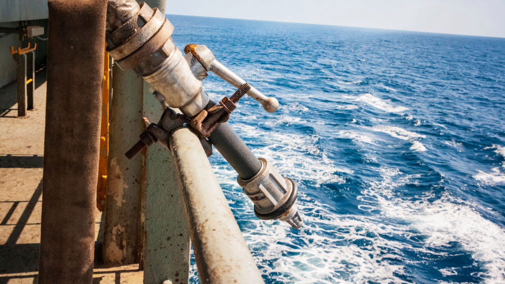 Piratas atacan un barco y secuestran a 15 marineros; hay un muerto