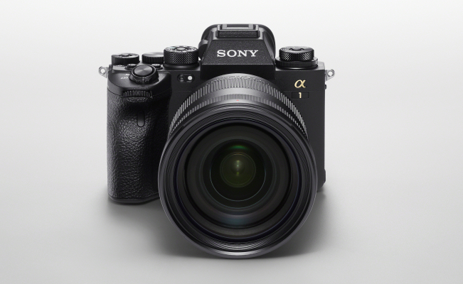 Sony tienta a los profesionales con el Alpha 1 de primer nivel