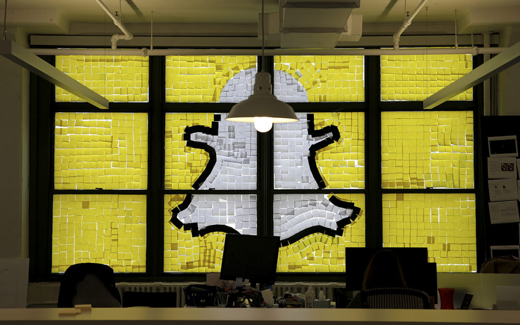 Ahora Snapchat suspende cuenta de Donald Trump de forma permanente