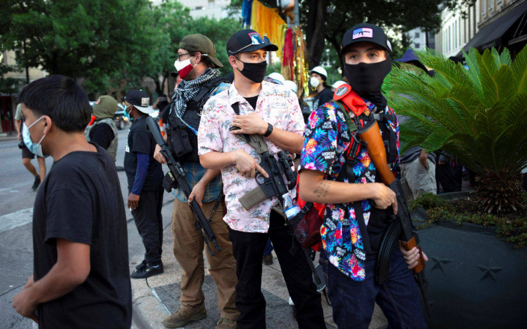 Coalición de 18 estados en EU insta a restringir la venta de armas