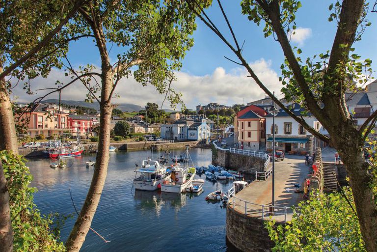 Puerto del concejo asturiano de Navia (Asturias), en 2019.