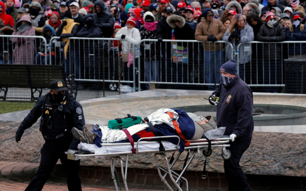 Muere mujer que recibió disparos en el Capitolio