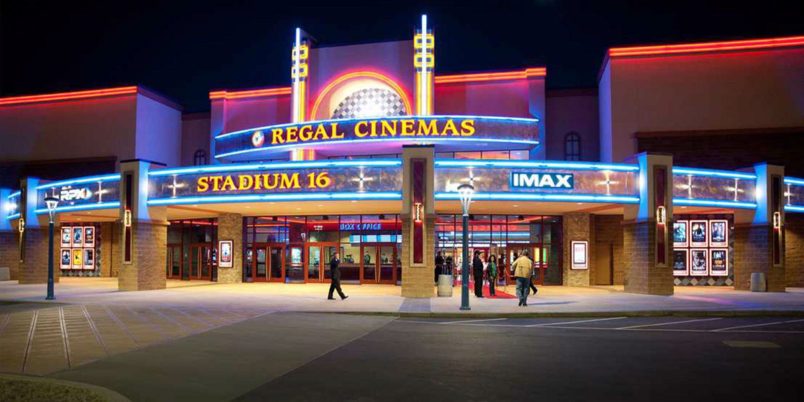 Regal Cinemas espera reabrir en marzo en Nueva York y Los Ángeles
