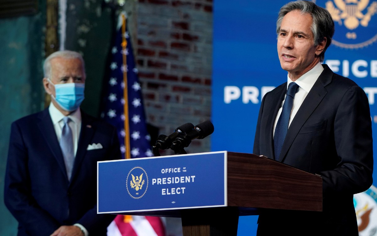 Senado de EU confirma a Antony Blinken como secretario de Estado