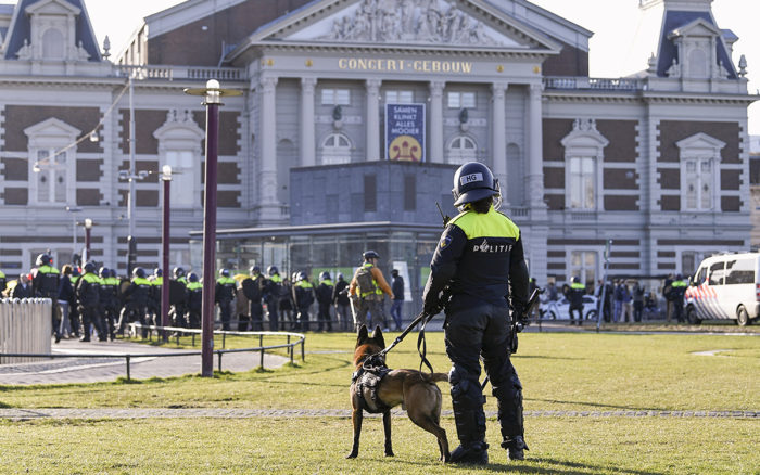 Explota una bomba frente a un centro de pruebas para el coronavirus en los alrededores de Ámsterdam