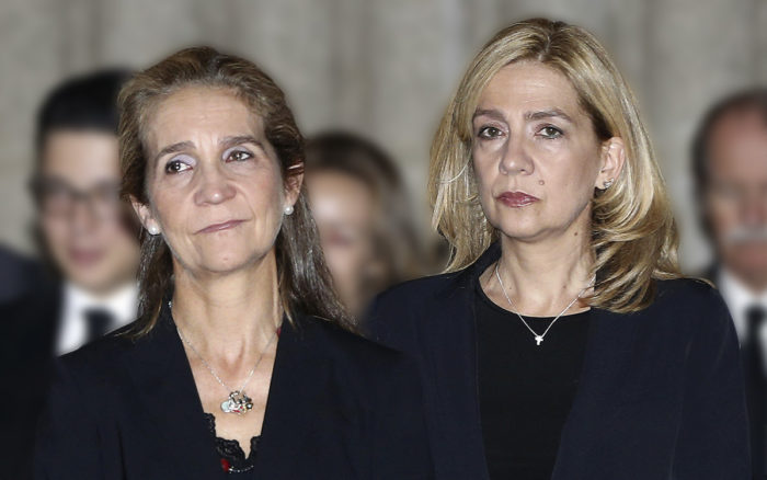 Polémica en España por la vacunación de las hermanas del rey en Emiratos Árabes