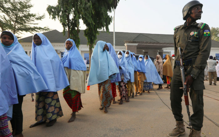 Urge priorizar rehabilitación de menores secuestrados en Nigeria: ONU