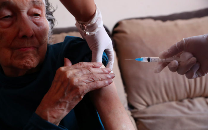 Chile es el país con más vacunados contra Covid-19; supera a Israel