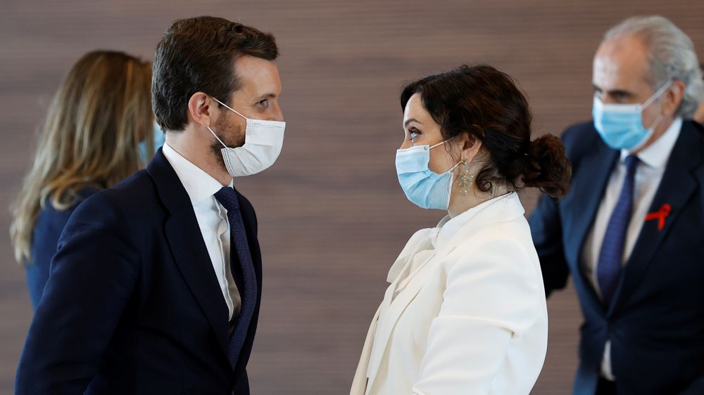 Casado y Ayuso: “Si Ciudadanos se atreve en Murcia, apretamos el botón nuclear”