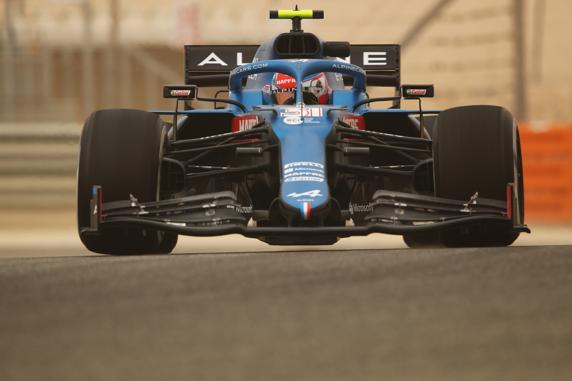 Ocon, con el Alpine en el día 1 de test de F1 2021