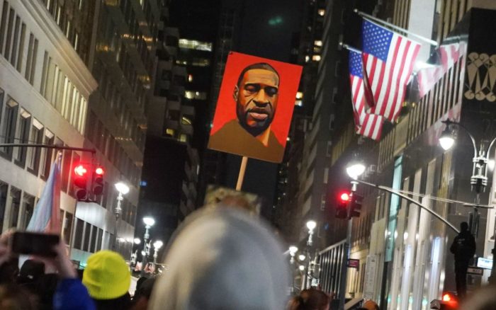 Ciudad de Mineápolis indemnizará con 27 mdd a familia de George Floyd