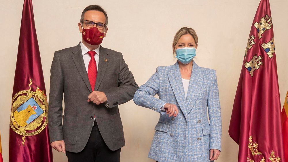 Una firma y una traición en dos días: así se fraguó el golpe de los tres tránsfugas a la moción de censura en Murcia