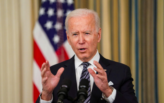 Inteligencia de EU señala que Rusia e Irán trataron de interferir en elección presidencial 2020