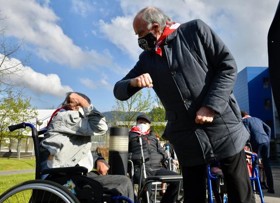 José Ángel Iribar, en un momento de acto celebrado hoy a la mañana en Basauri