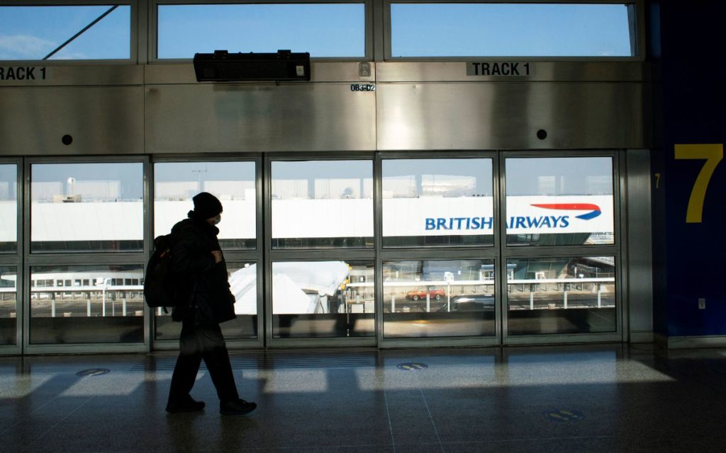 Argentina suspende vuelos de Brasil, Chile y México ante agravamiento de pandemia