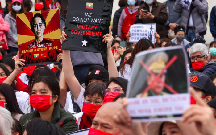 Ya son 320 muertos durante protestas tras el golpe de Estado en Myanmar