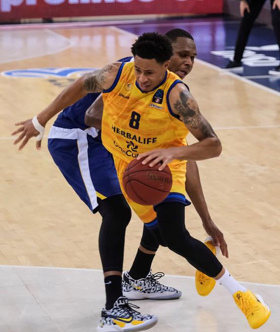 Los puntos de AJ Slaughter, básicos en la victoria del Herbalife