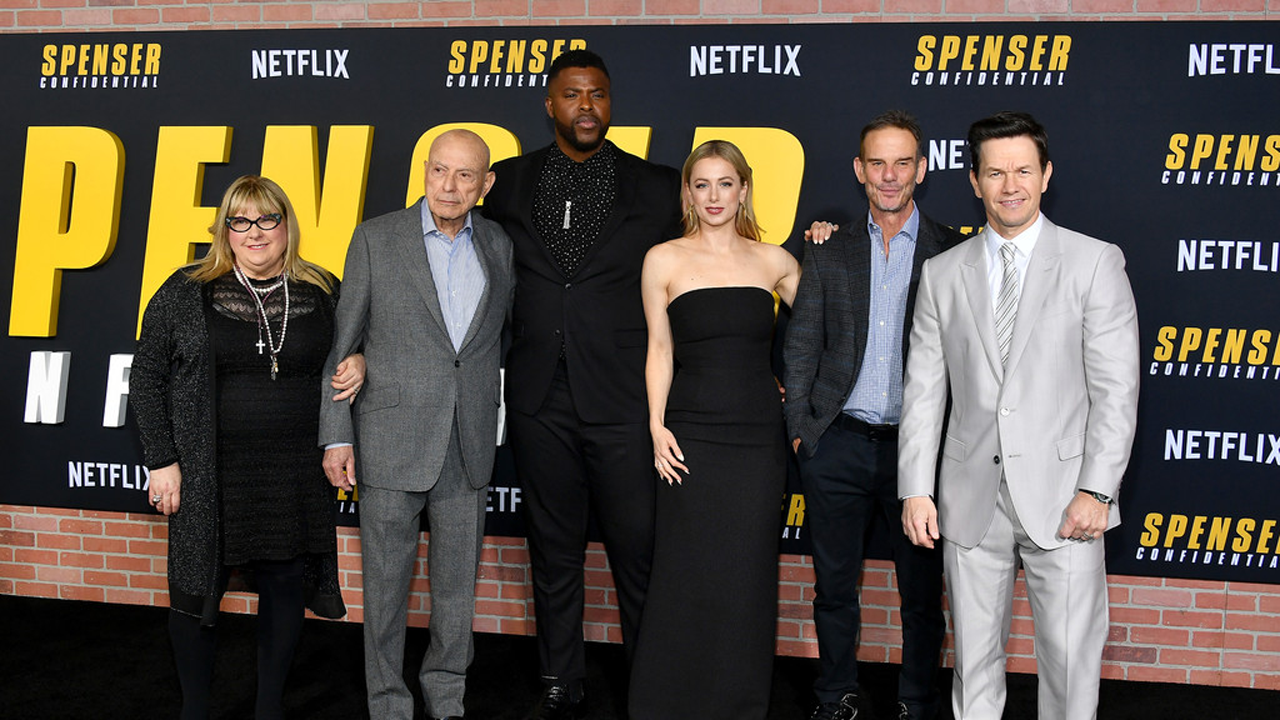 Netflix-firma-primer-vistazo-trato-con-Peter-Bergs-película-44-mark-wahlberg-peter-berg-spenser-confidencial Netflix firma un acuerdo de primera vista con la película de Peter Bergs 44 mark wahlberg peter berg spenser confidencial
